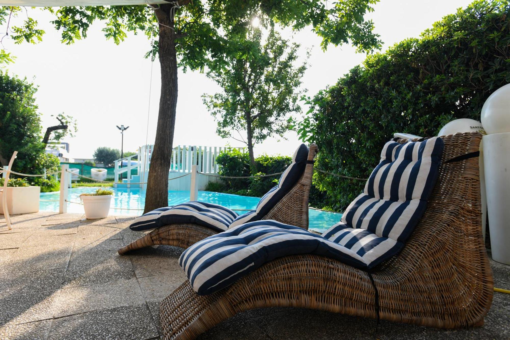 Hotel Eritrea تْشيزيناتيكو المظهر الخارجي الصورة